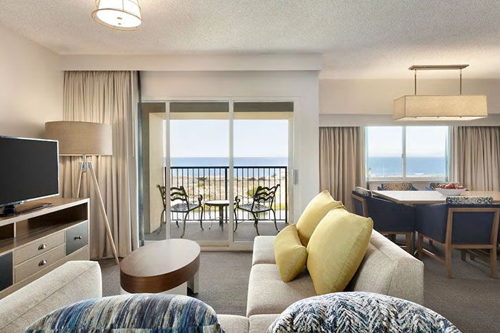 Embassy Suites Monterey Bay Seaside suite